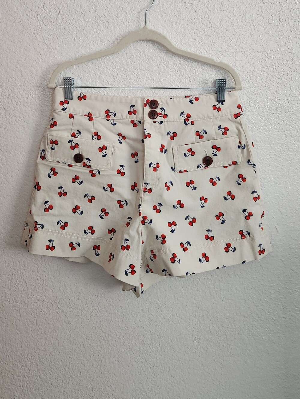 Kate Spade Cherry Print Shorts. Size 8.